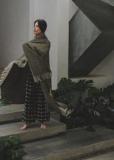 Cashmere Wool Throw | Olive - - - Saardé - Saardé.