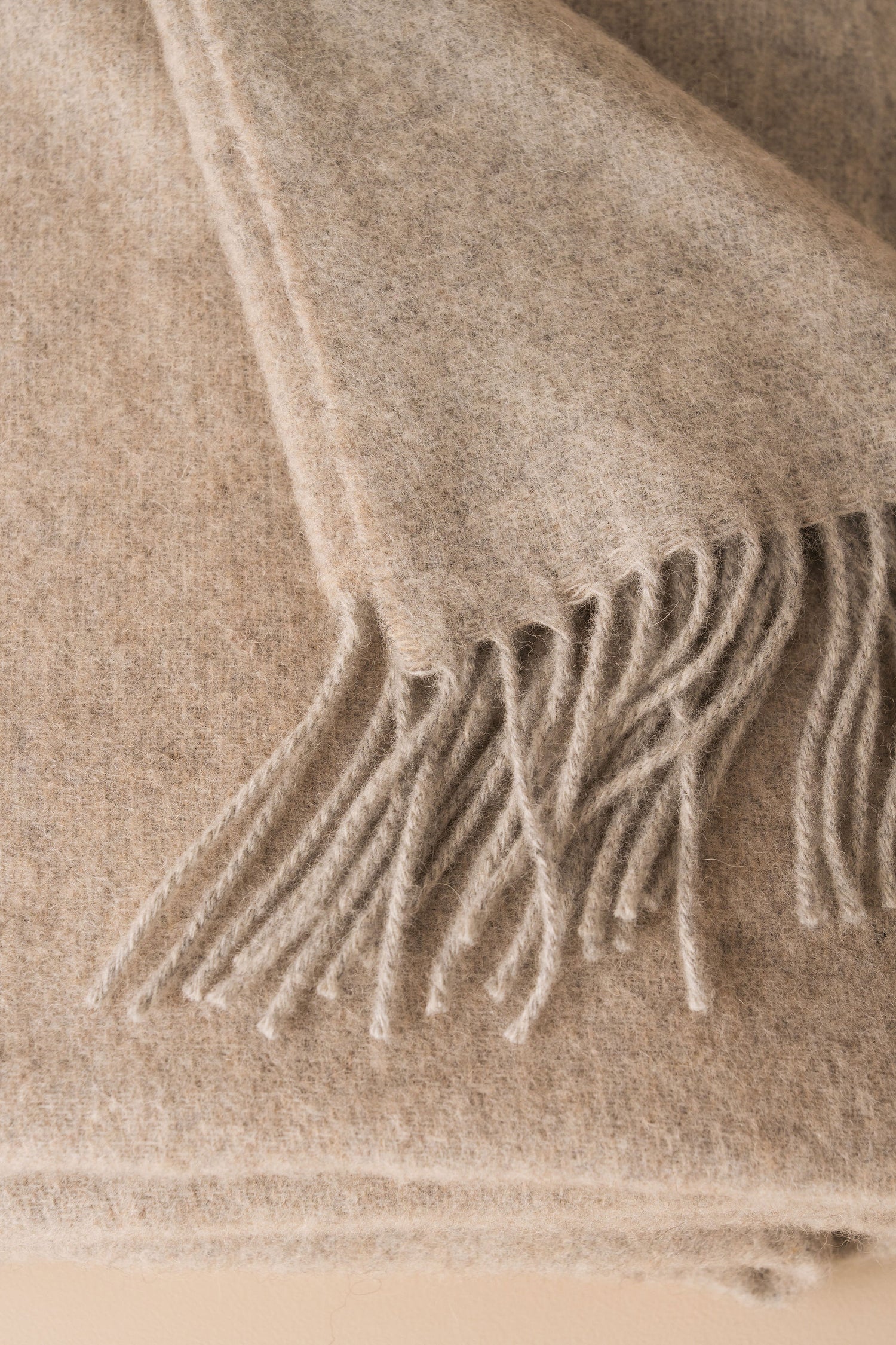 Merino Wool Throw | Latte/Grey - - - Saardé - Saardé.