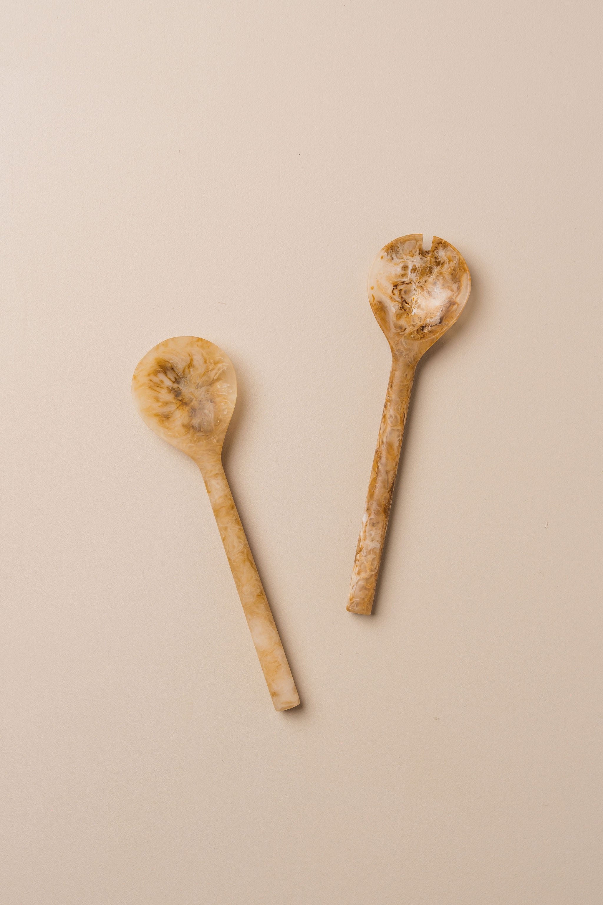 Flow Resin Salad Server | Iced Coffee