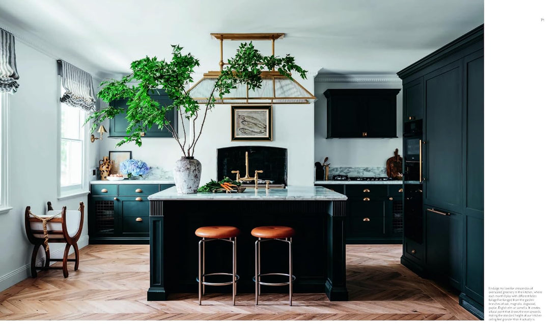 Moments at Home: Interior Inspiration for Every Room - - - Thames and Hudson - Saardé.