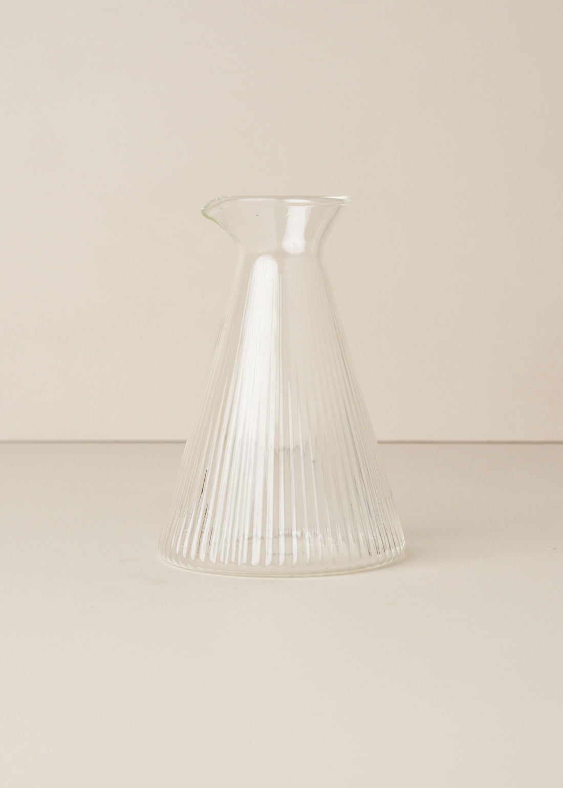 Kairos Angular Carafe | Clear - - - Saardé - Saardé.