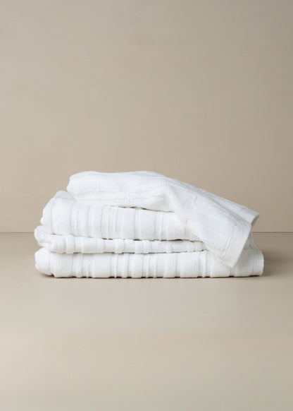 Architectural Towel Collection | White - - - Saardé - Saardé.