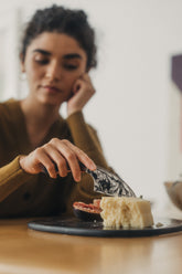 Flow Cheese Knife | Smoke - - - Saardé - Saardé.