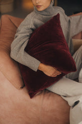 Linen/Velvet Cushion | Burgundy - - - Saardé - Saardé.