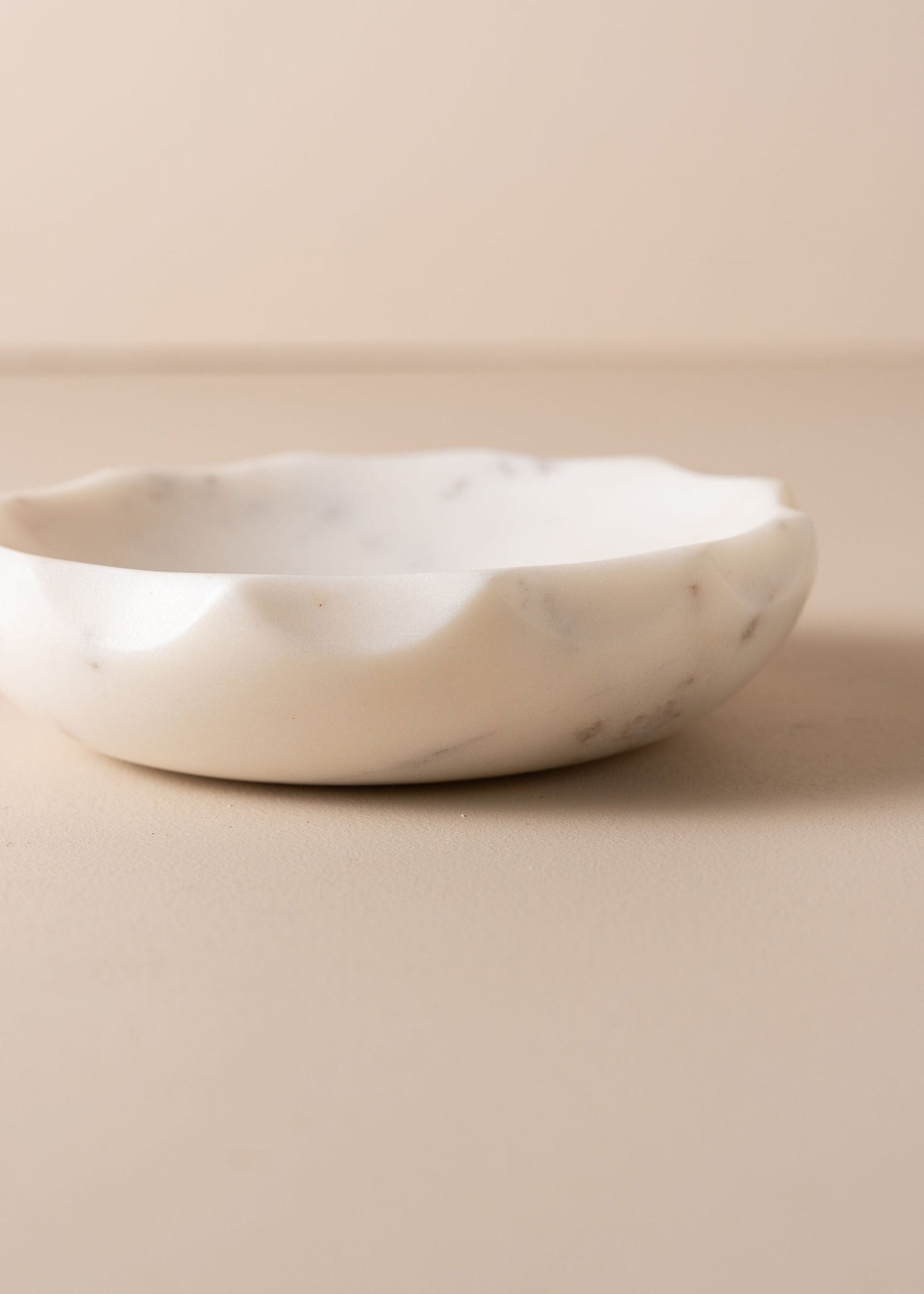 Opus Marble Sun Dish | White - - - Saardé - Saardé.