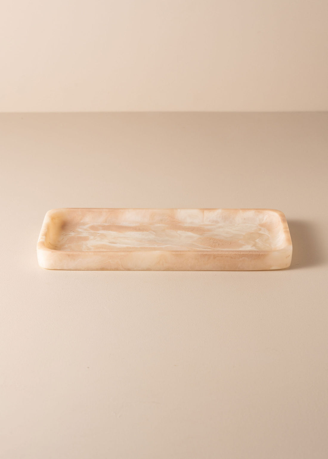Flow Resin Bathroom Caddy/Tray | Shell - - - Saardé - Saardé.