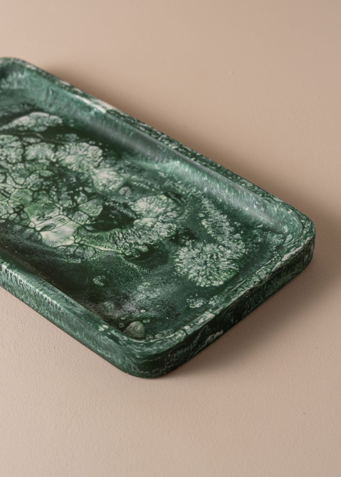 Flow Resin Bathroom Caddy/Tray | Dark Jade - - - Saardé - Saardé.