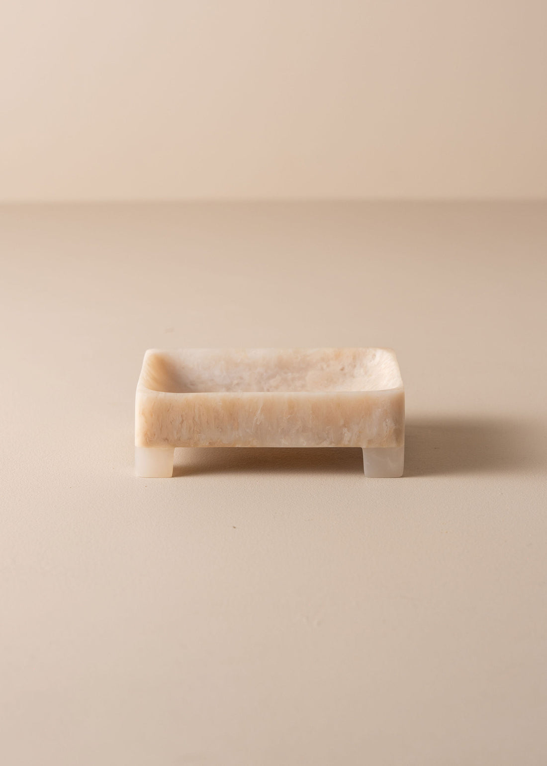 Flow Resin Structured Soap Dish | Shell - - - Saardé - Saardé.