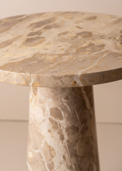 Opus Marble Side Table | Nougat - - - Saardé - Saardé.