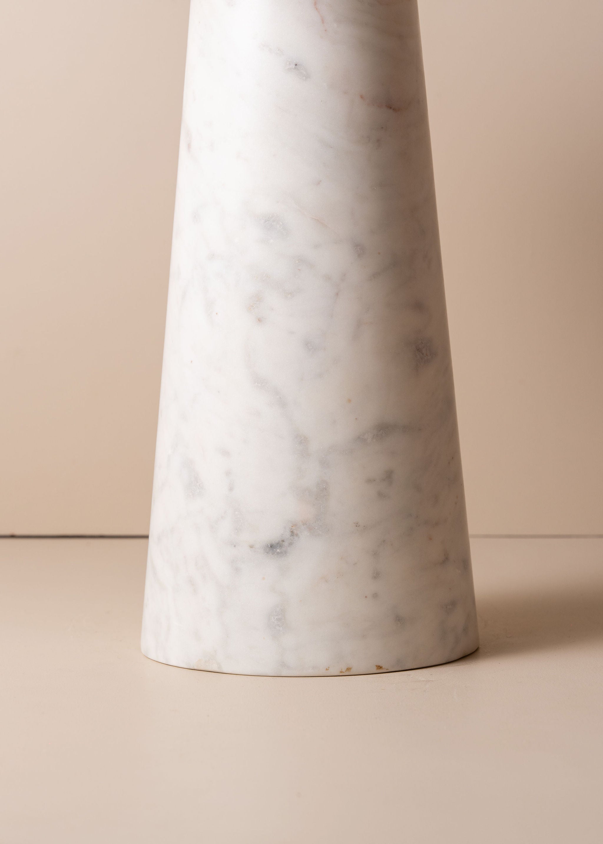 Opus Marble Side Table | White - - - Saardé - Saardé.