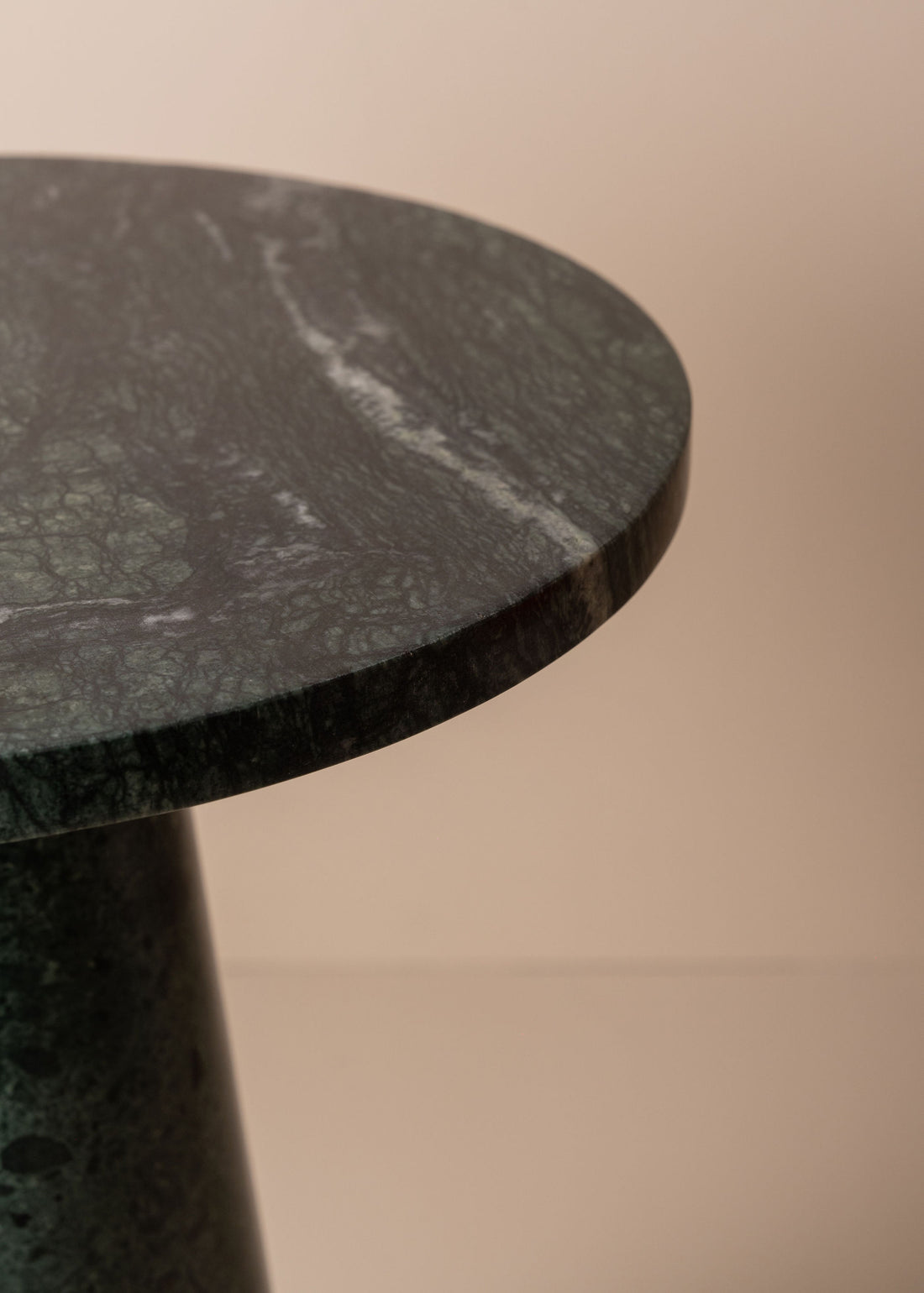 Opus Marble Side Table | Green - - - Saardé - Saardé.