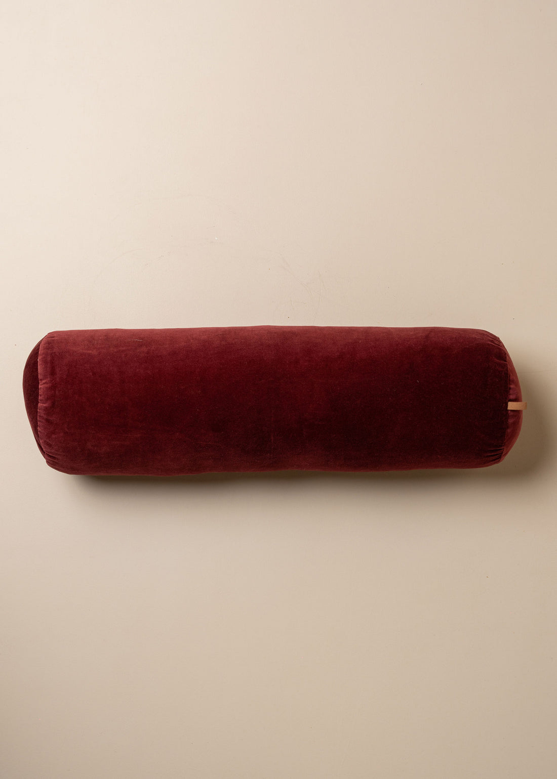 Velvet Structured Bolster | Burgundy - - - Saardé - Saardé.