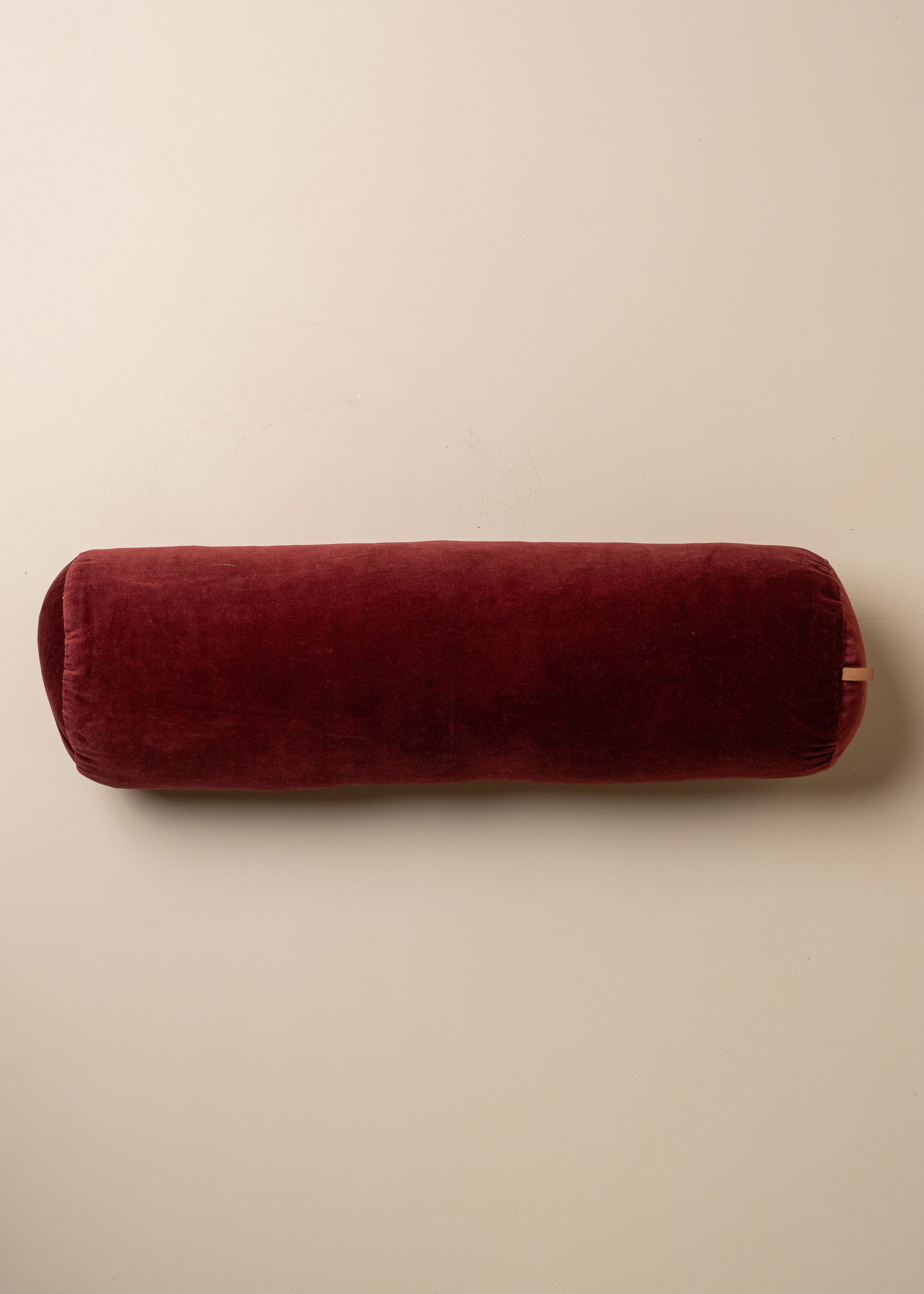 Velvet Structured Bolster | Burgundy - - - Saardé - Saardé.