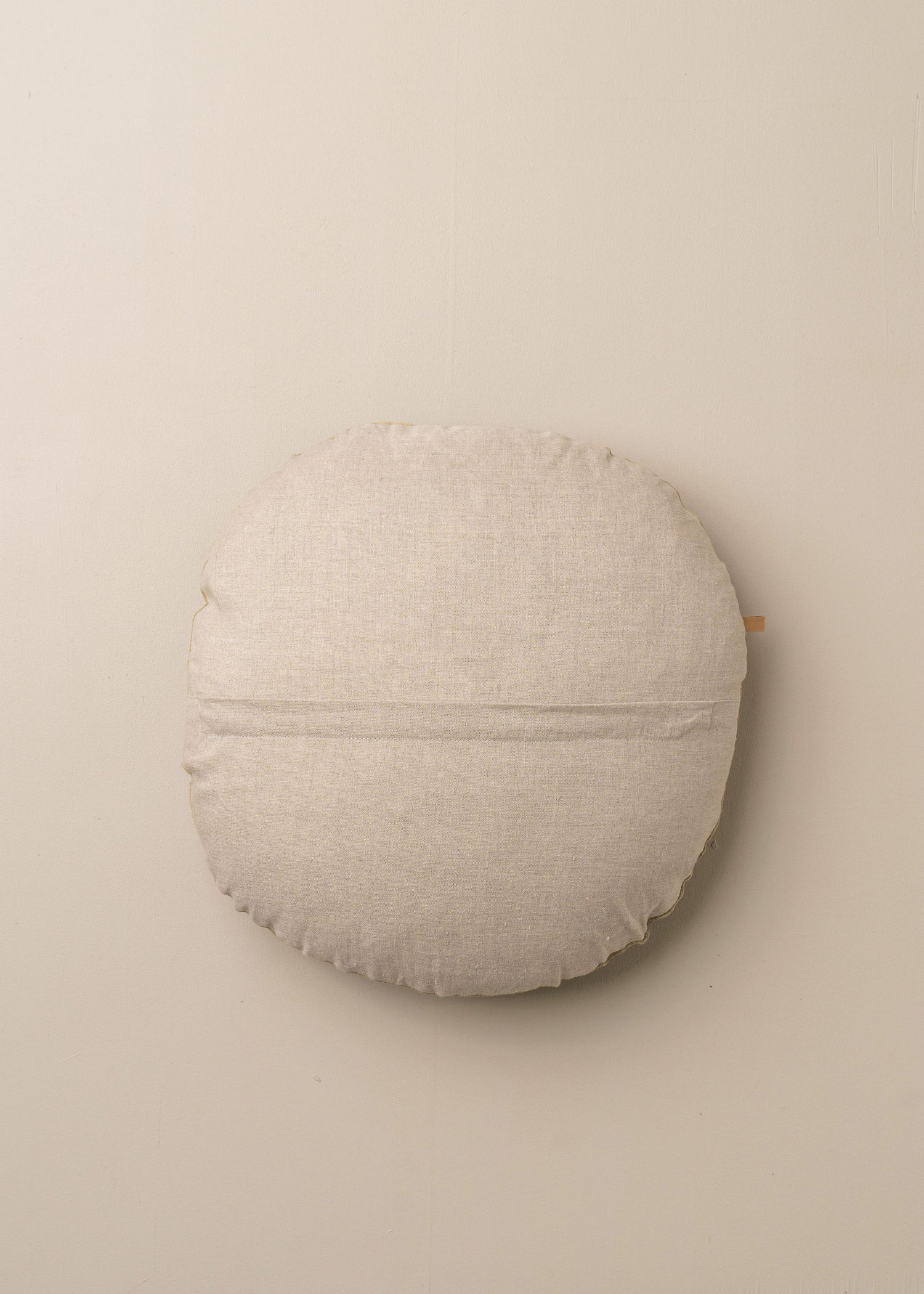 Linen/Velvet Round Cushion | Clay