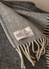Serra da Estrela Wool Throw & Bed Cover | Charcoal - - - Saardé - Saardé.