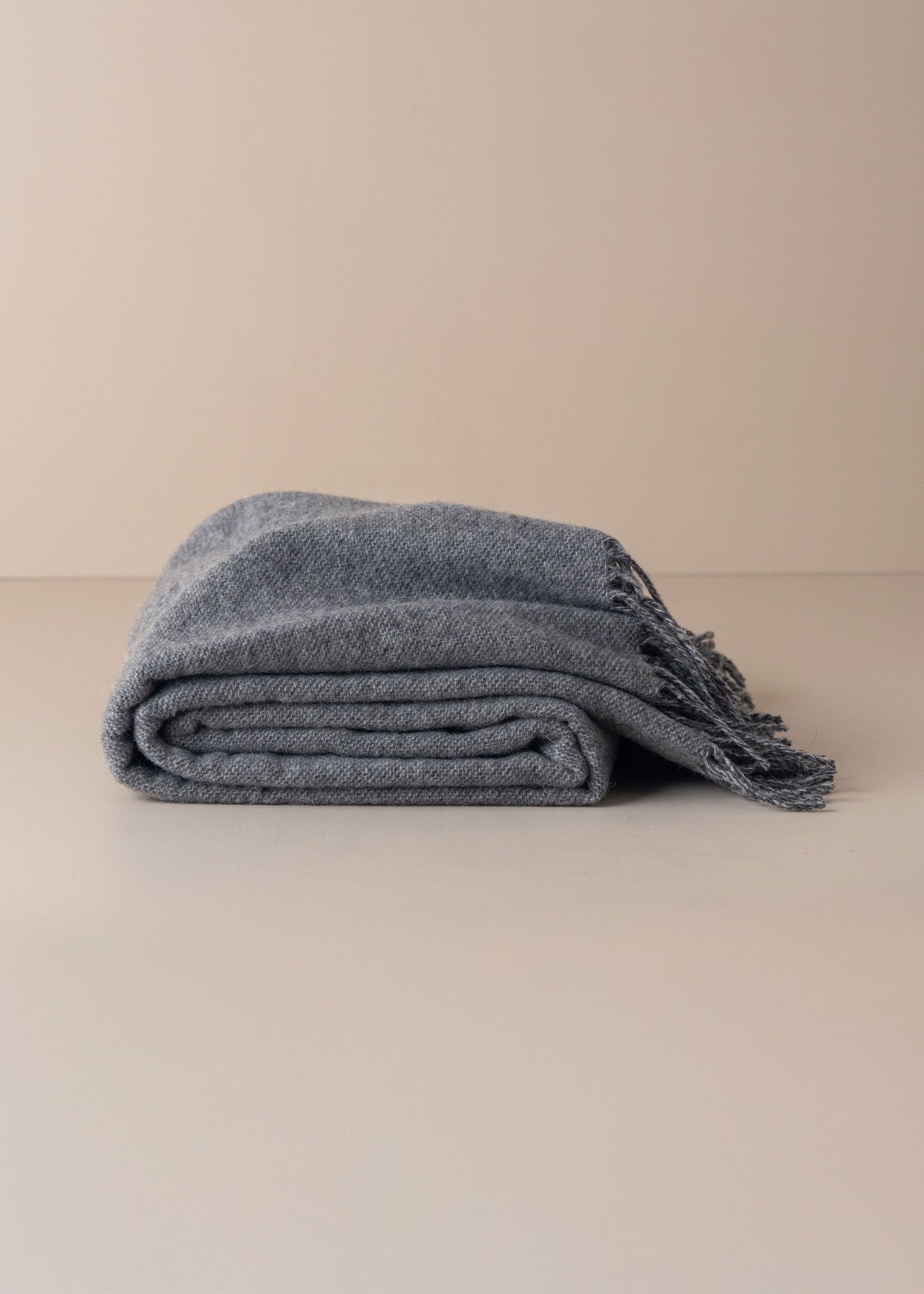 Merino Wool Throw | Grey - - - Saardé - Saardé.