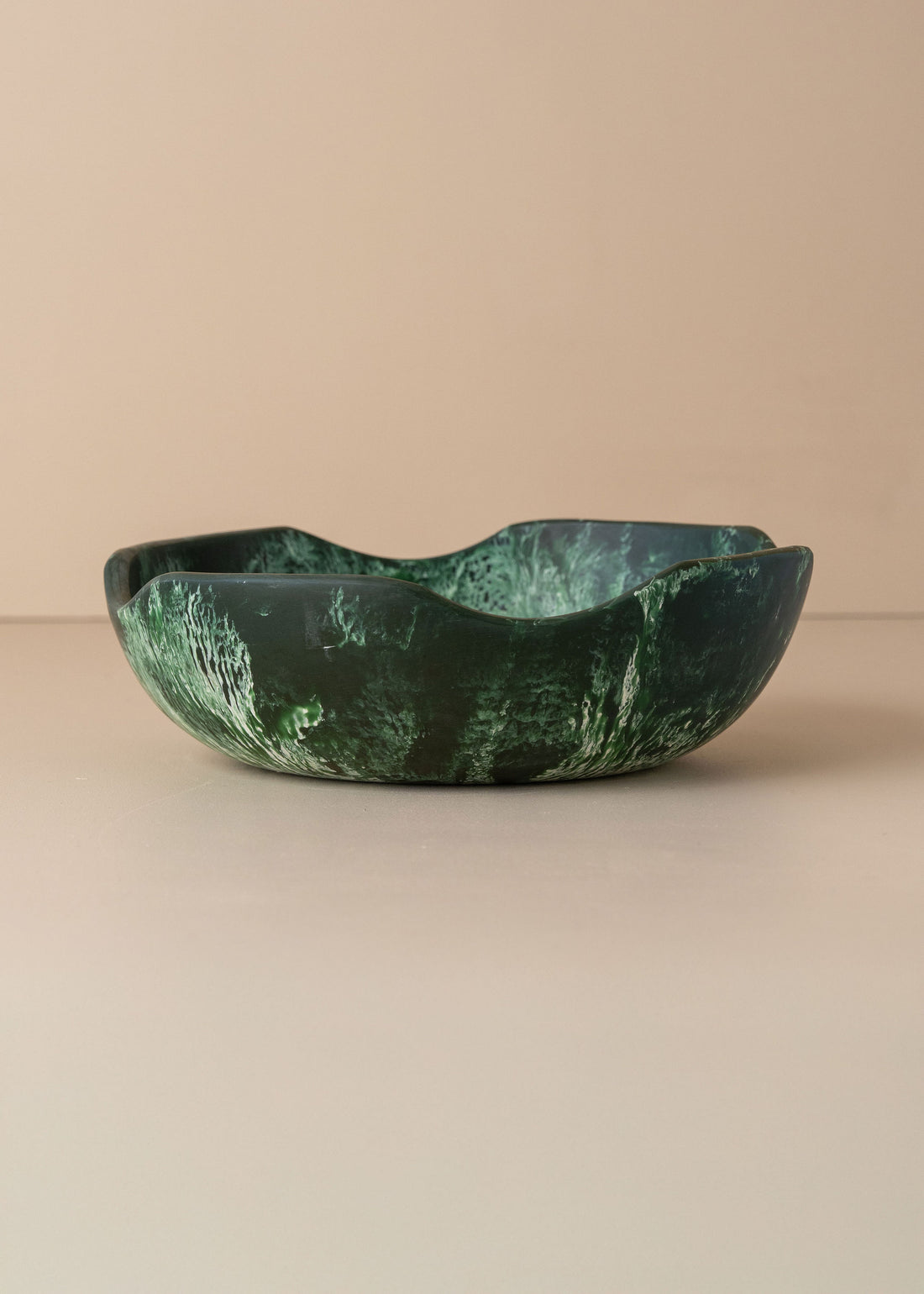 Flow Resin Salad Bowl | Dark Jade - - - Saardé - Saardé.