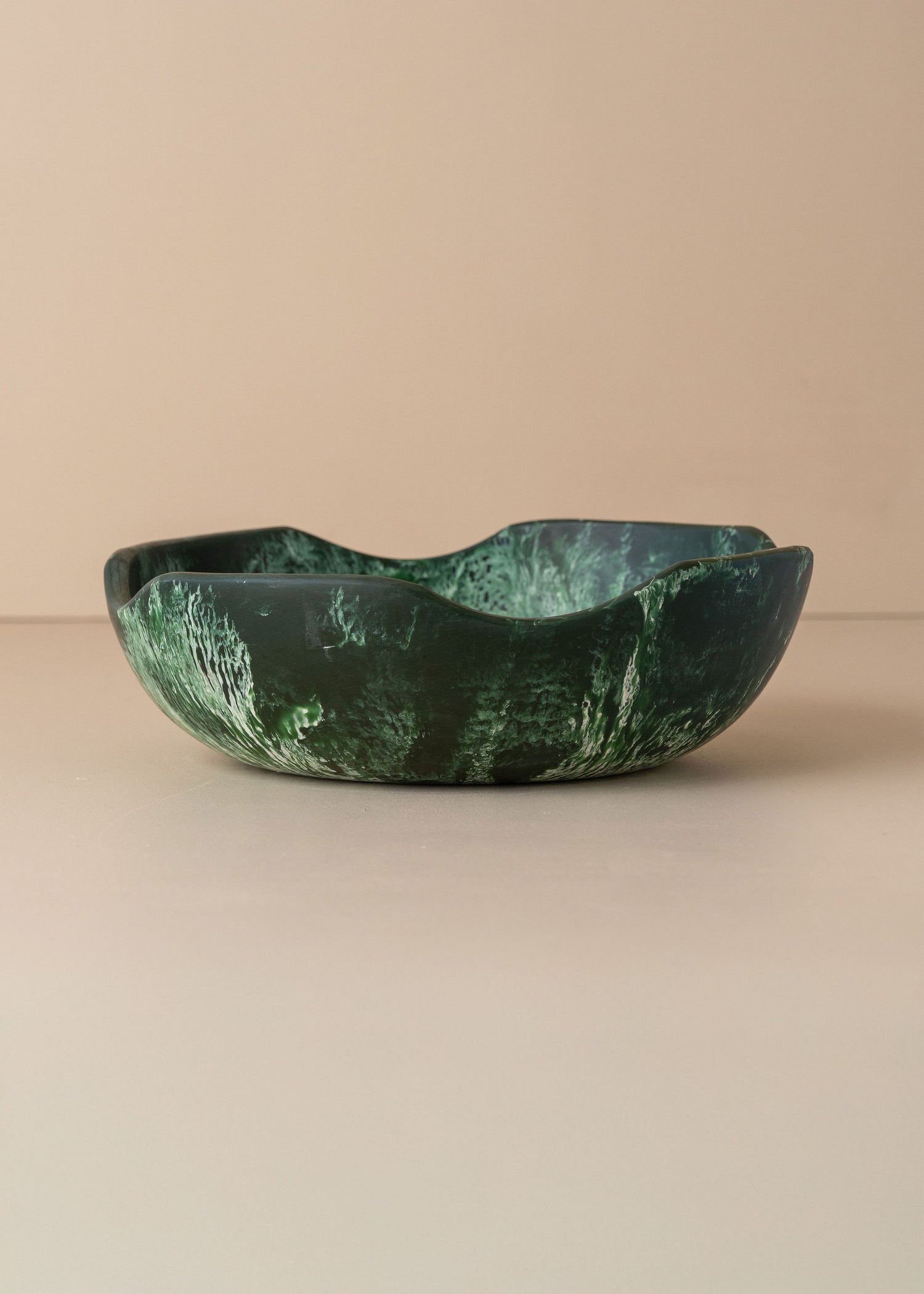 Flow Resin Salad Bowl | Dark Jade - - - Saardé - Saardé.