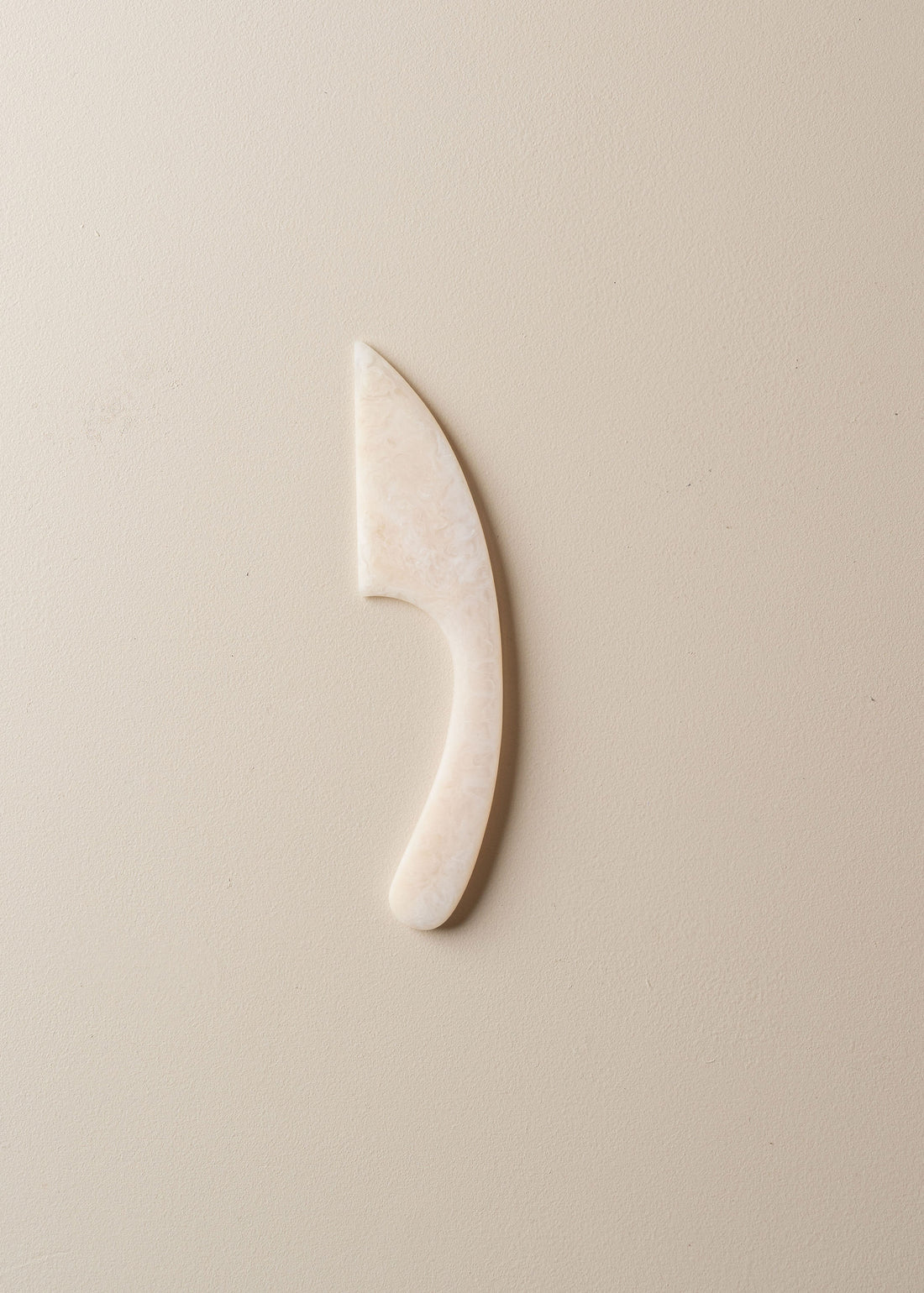 Flow Cheese Knife | Shell - - - Saardé - Saardé.