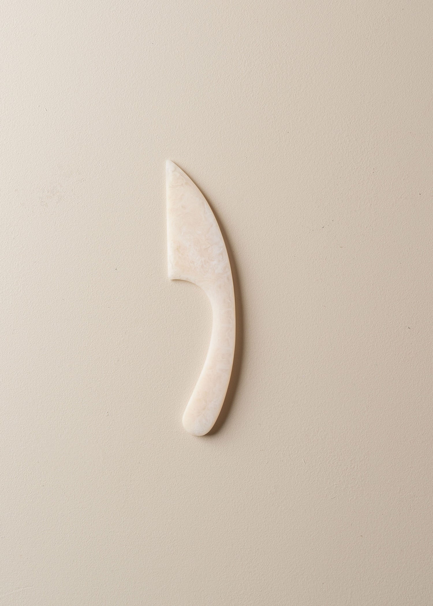 Flow Cheese Knife | Shell - - - Saardé - Saardé.