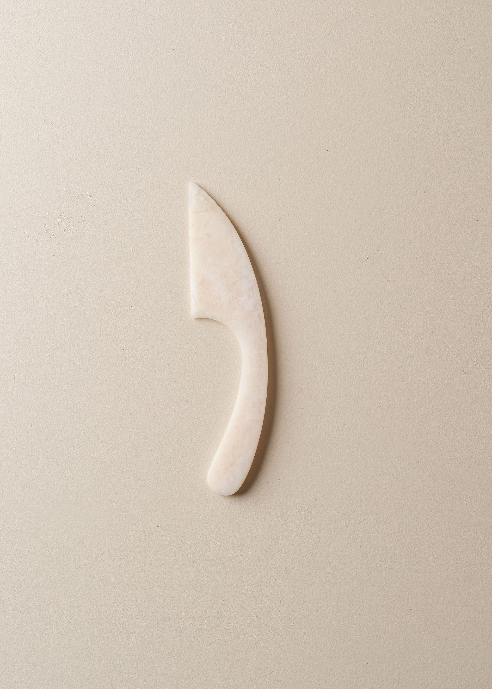 Flow Cheese Knife | Shell - - - Saardé - Saardé.