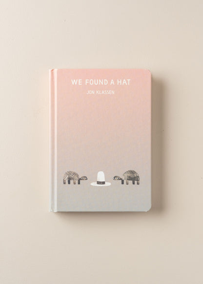 We found a hat - John Klassen - - - Hardie Grant Gift - Saardé.