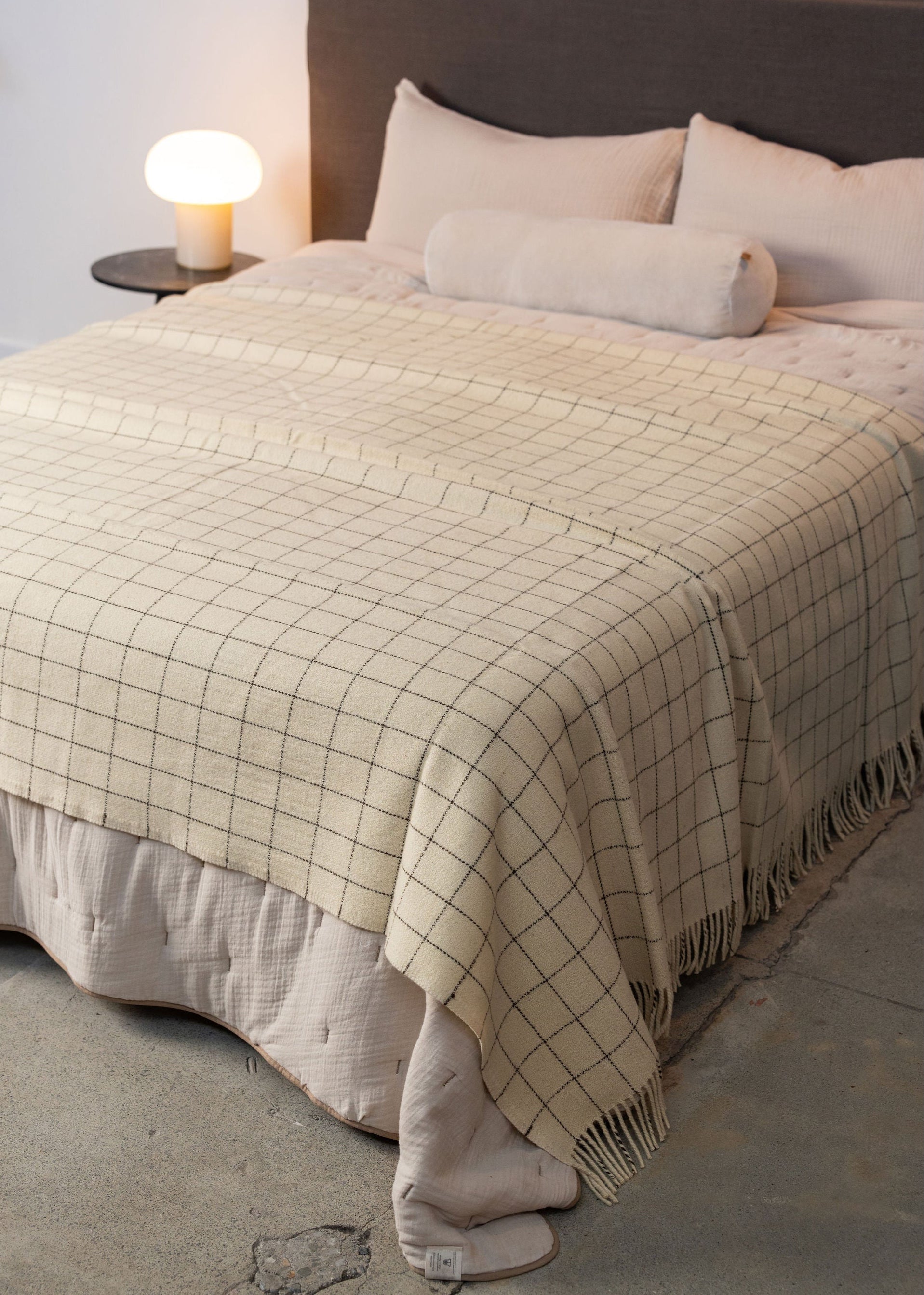 Grid Wool Throw &amp; Bed Cover - - - Saardé - Saardé.
