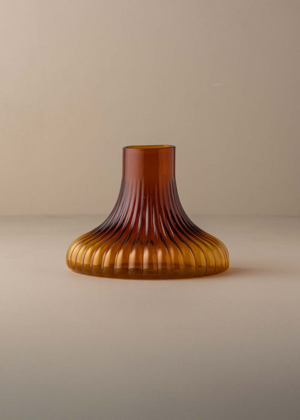 Kairos Ripple Vase | Dark Amber - - - Saardé - Saardé.