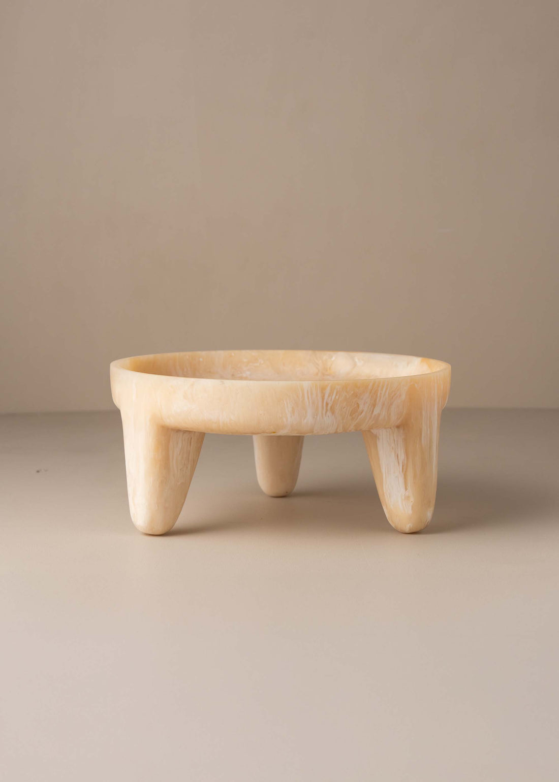 Flow Resin Structured Fruit Bowl | Shell - - - Saardé - Saardé.