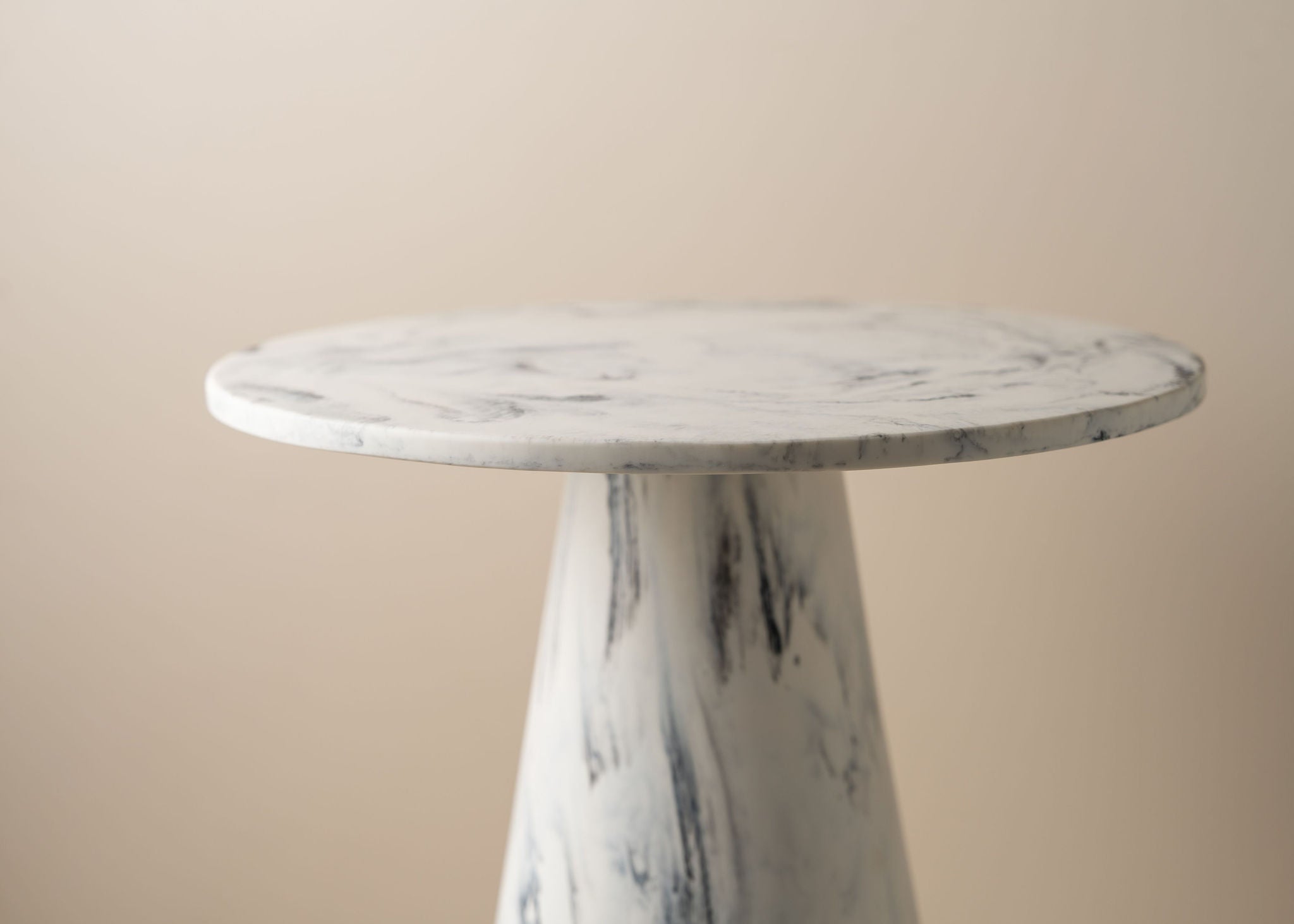 Flow Structured Side Table | Merle -  -  - Saardé - Saardé.