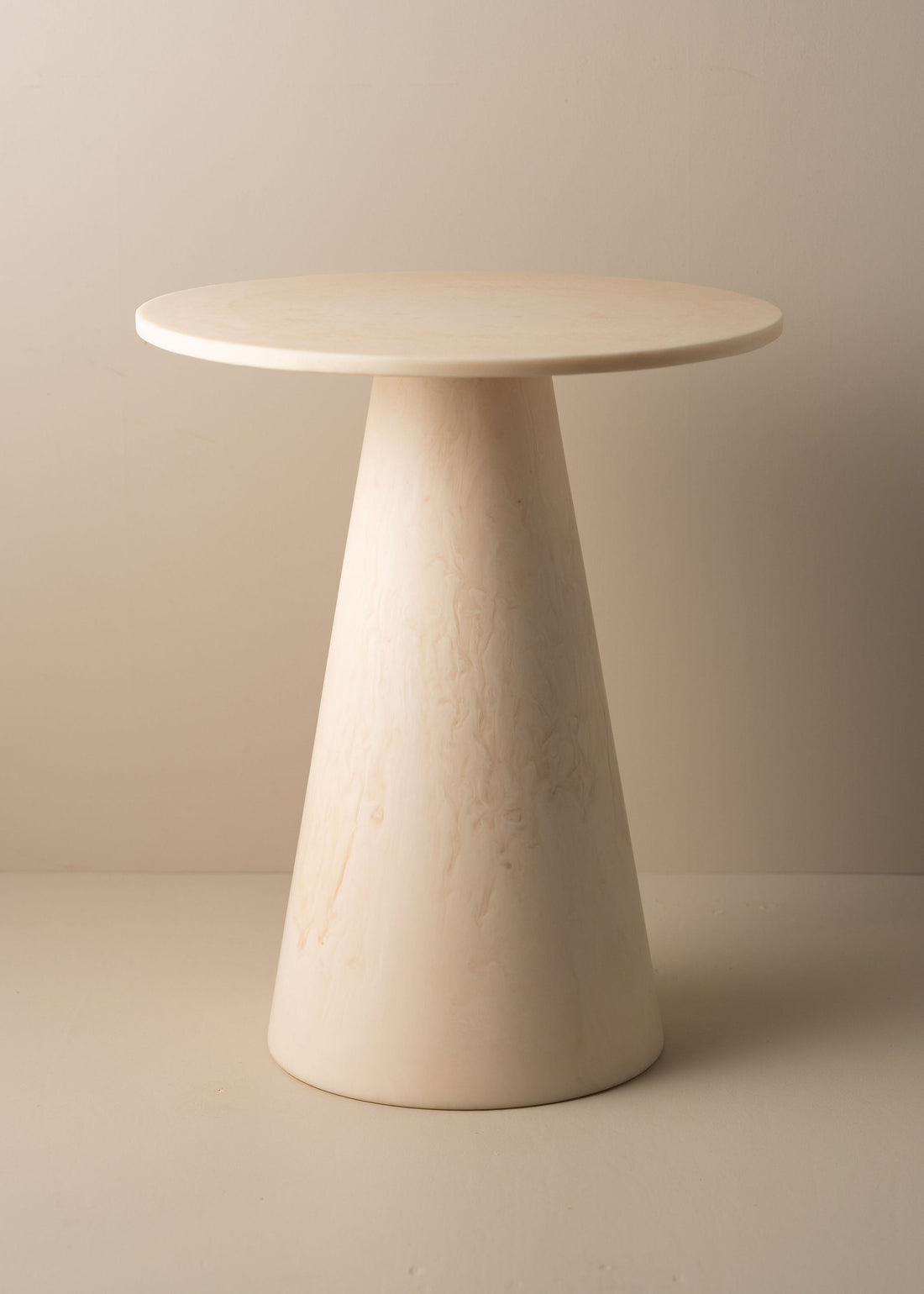 Flow Structured Side Table | Marshmallow - - - Saardé - Saardé.