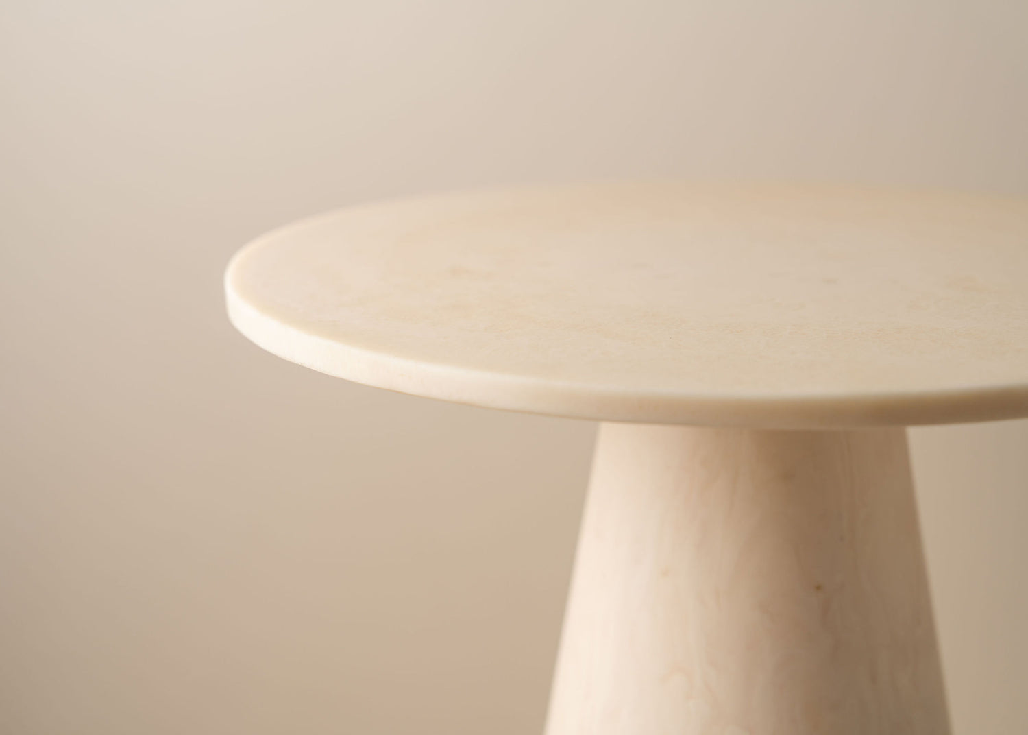 Flow Structured Side Table | Marshmallow - - - Saardé - Saardé.