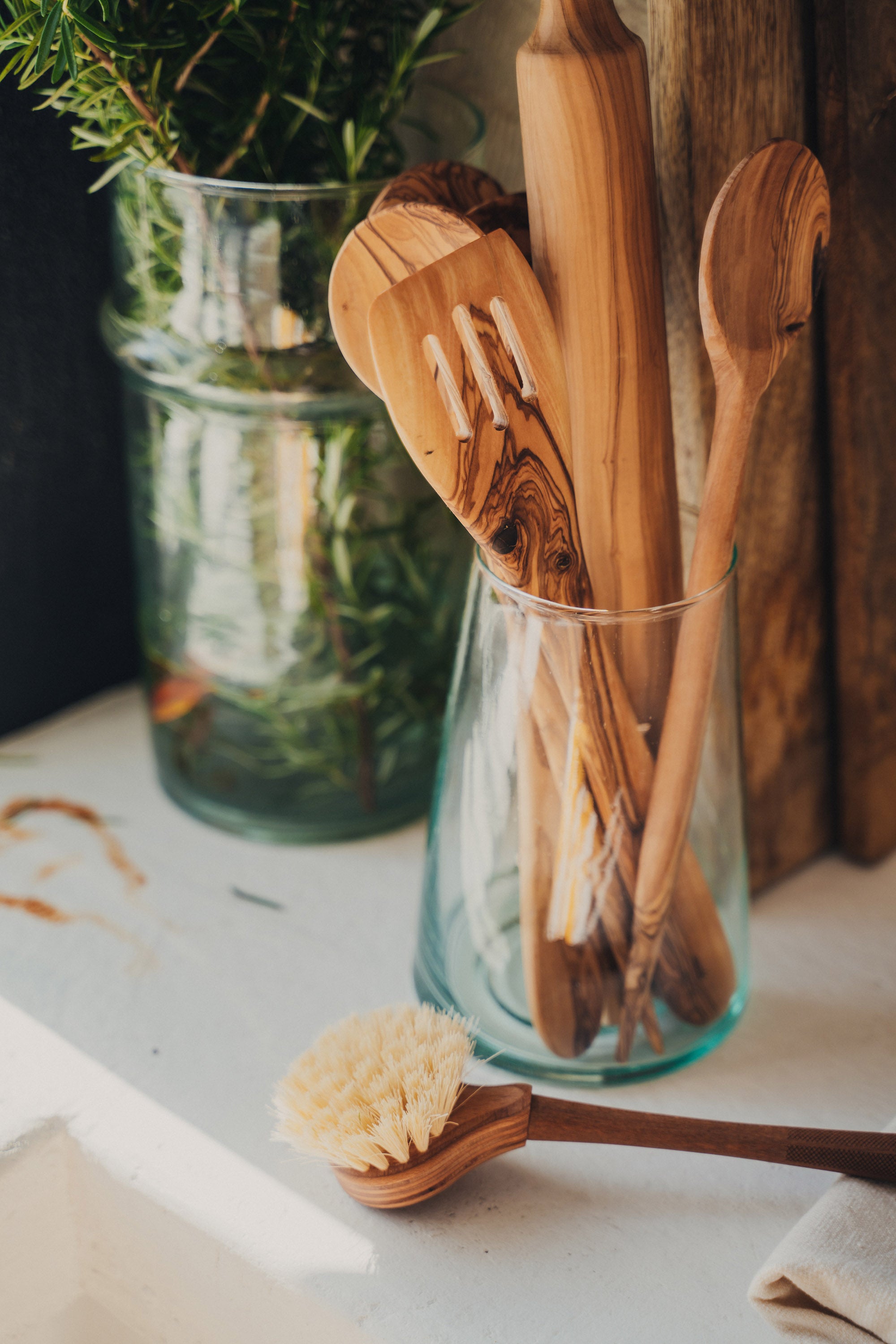 Slotted wooden clearance spatula