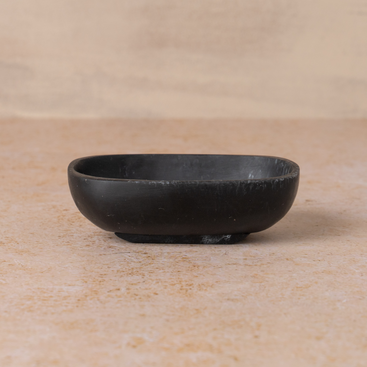 Flow Resin Soap Dish | Ash Black -  -  - Saardé - Saardé.