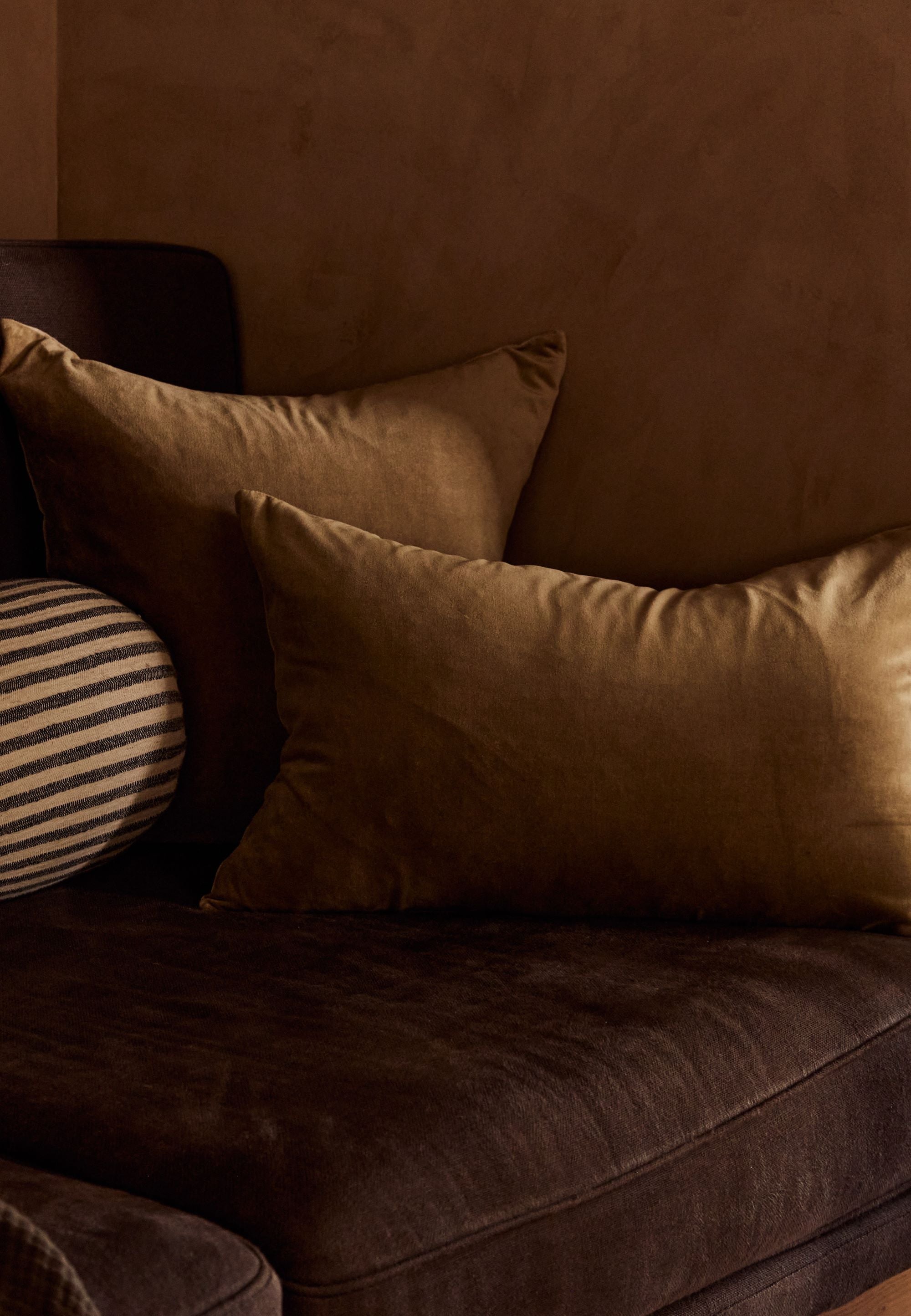 Linen/Velvet Cushion Range | Olive -  -  - Saardé - Saardé.