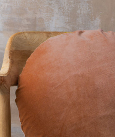 Linen/Velvet Round Cushion | Terracotta -  -  - Saardé - Saardé.