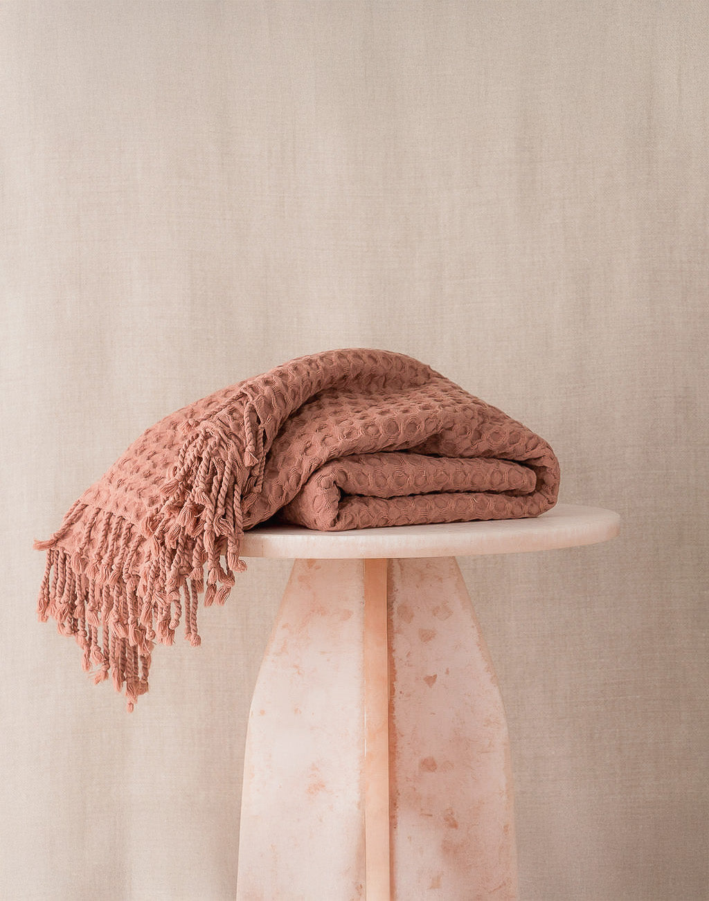 Corfu Cotton Throw | Guava - - - Saardé - Saardé.