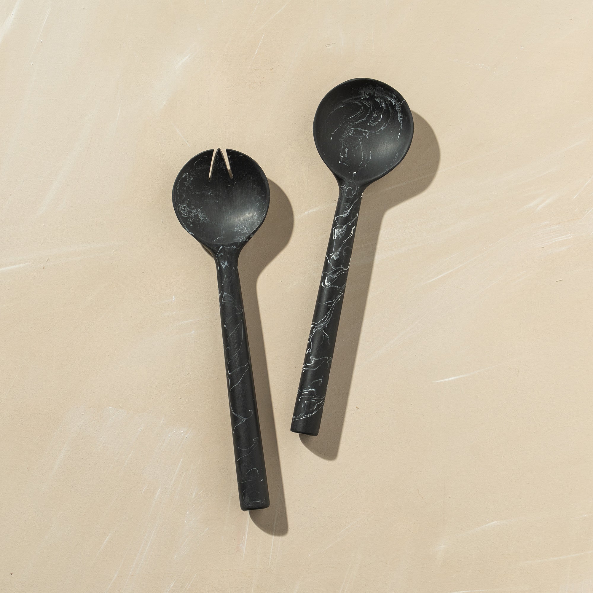 Flow Resin Salad Server | Ash Black -  -  - Saardé - Saardé.